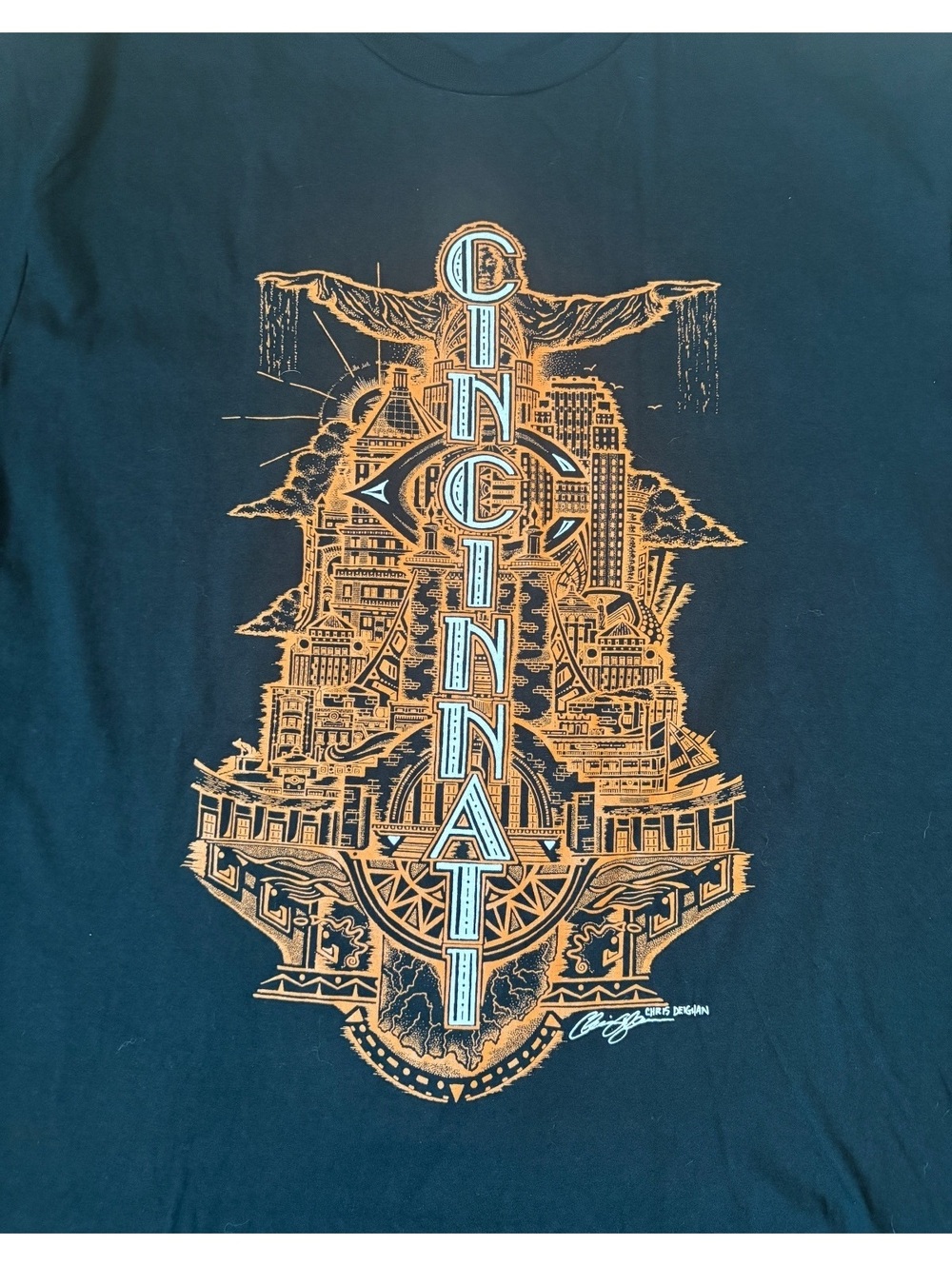 Cincinnati Graphic T-Shirt – Size XL